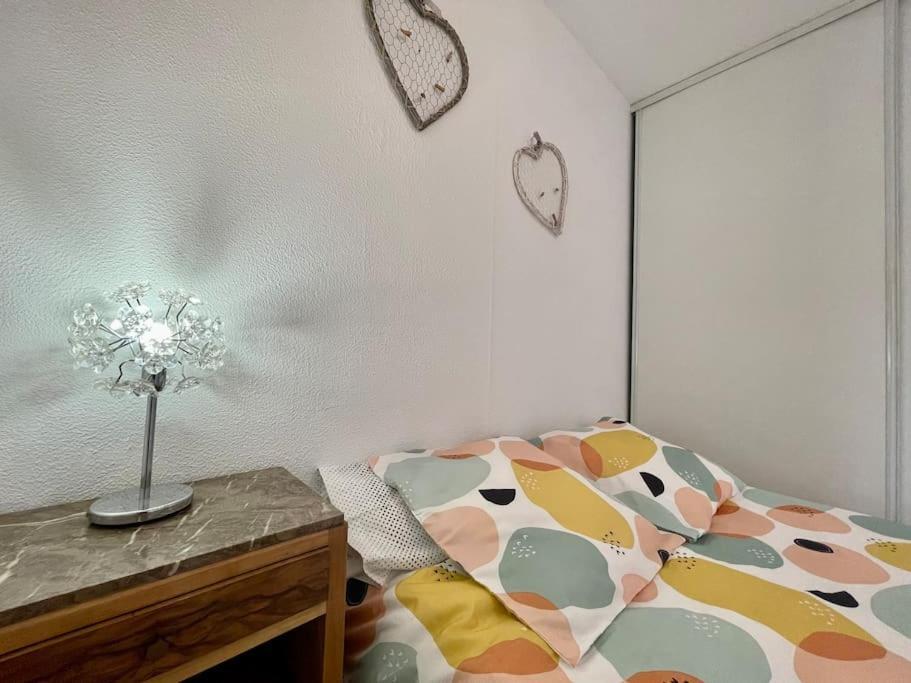 Duplex 70M2 - Vue Cite Medievale - Parking Gratuit Carcassonne Exterior photo