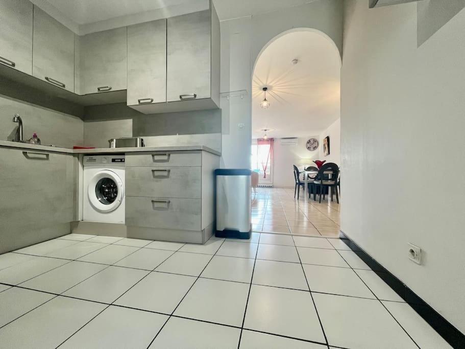 Duplex 70M2 - Vue Cite Medievale - Parking Gratuit Carcassonne Exterior photo